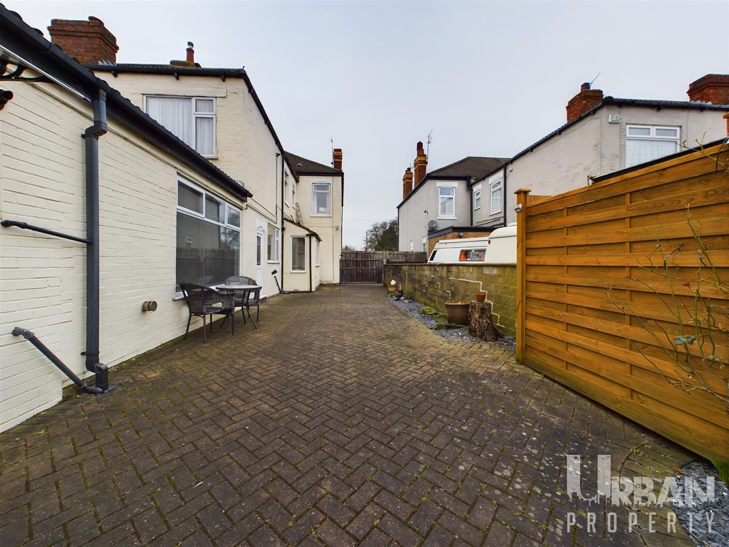 Holderness Road, Hull Urban Property